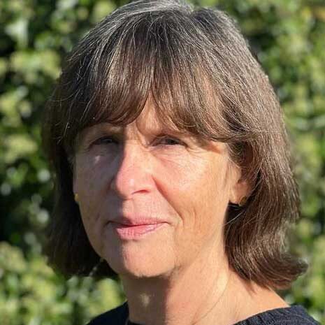 Dr Roma Gwynn